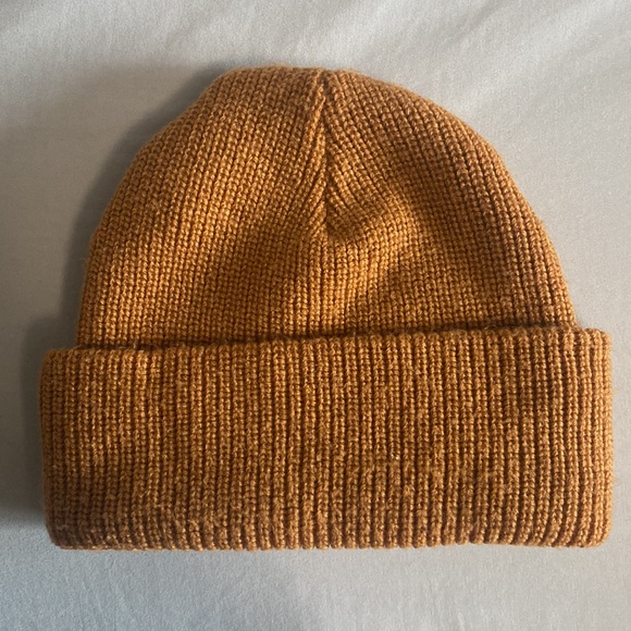 Timberland Tan Brown One Size Woven Knit Beanie Hat With Leather Patch Logo - Picture 2 of 7